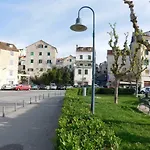 Old Town Vibes For 2, Luxury With Sea View Appartement Split