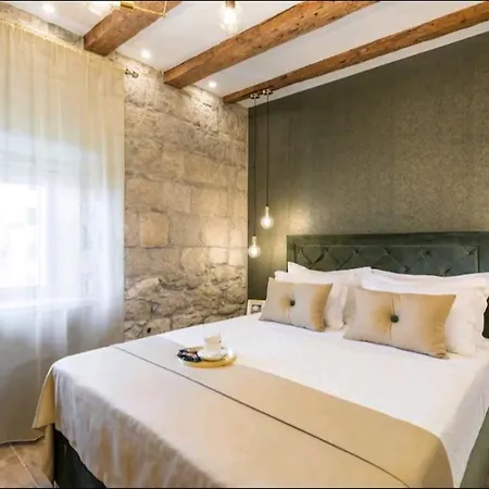 아파트 Old Town Vibes For 2, Luxury With Sea View 스플리트