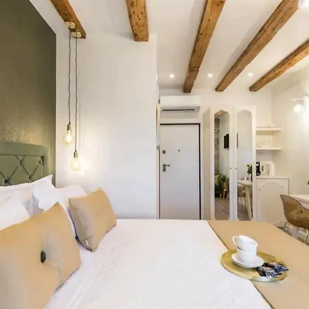 Old Town Vibes For 2, Luxury With Sea View * Σπλιτ