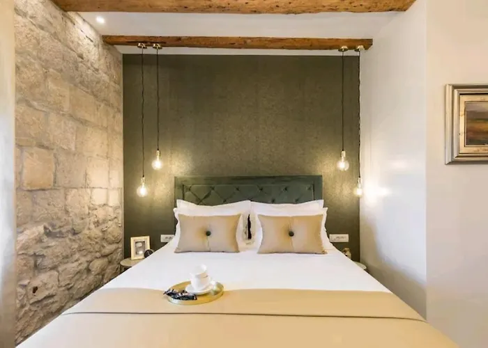 Old Town Vibes For 2, Luxury With Sea View